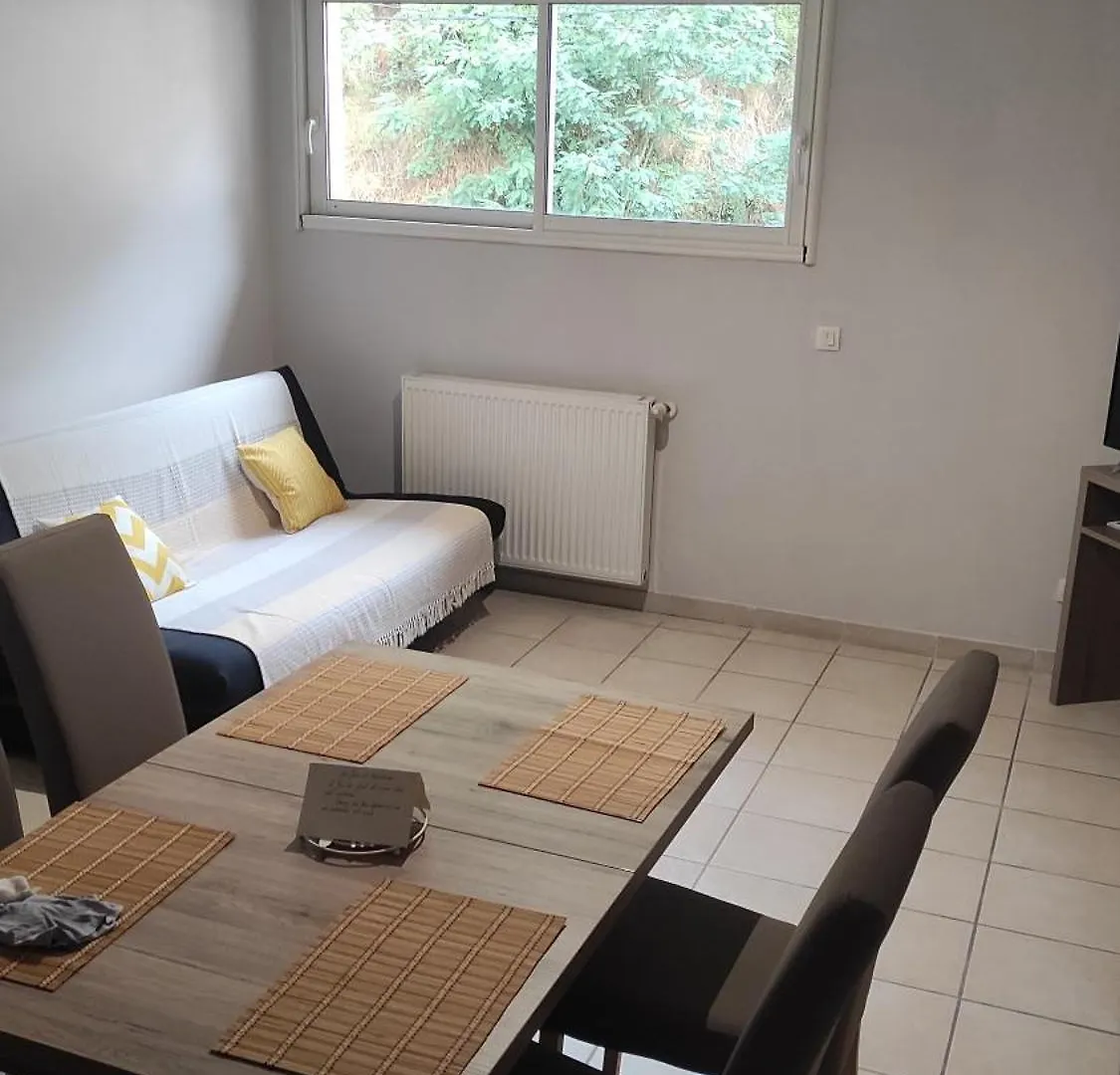 Appartement 4 Couchages - Centre Ville St Donat Sur L\'Herbasse contacts